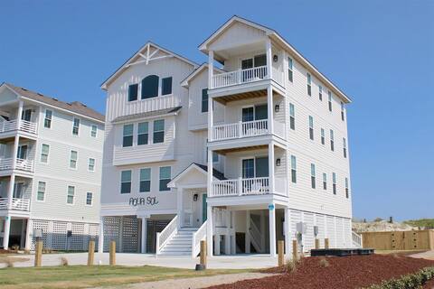 Aqua Sol Oceanfront Home in Hatteras w/ Private Po