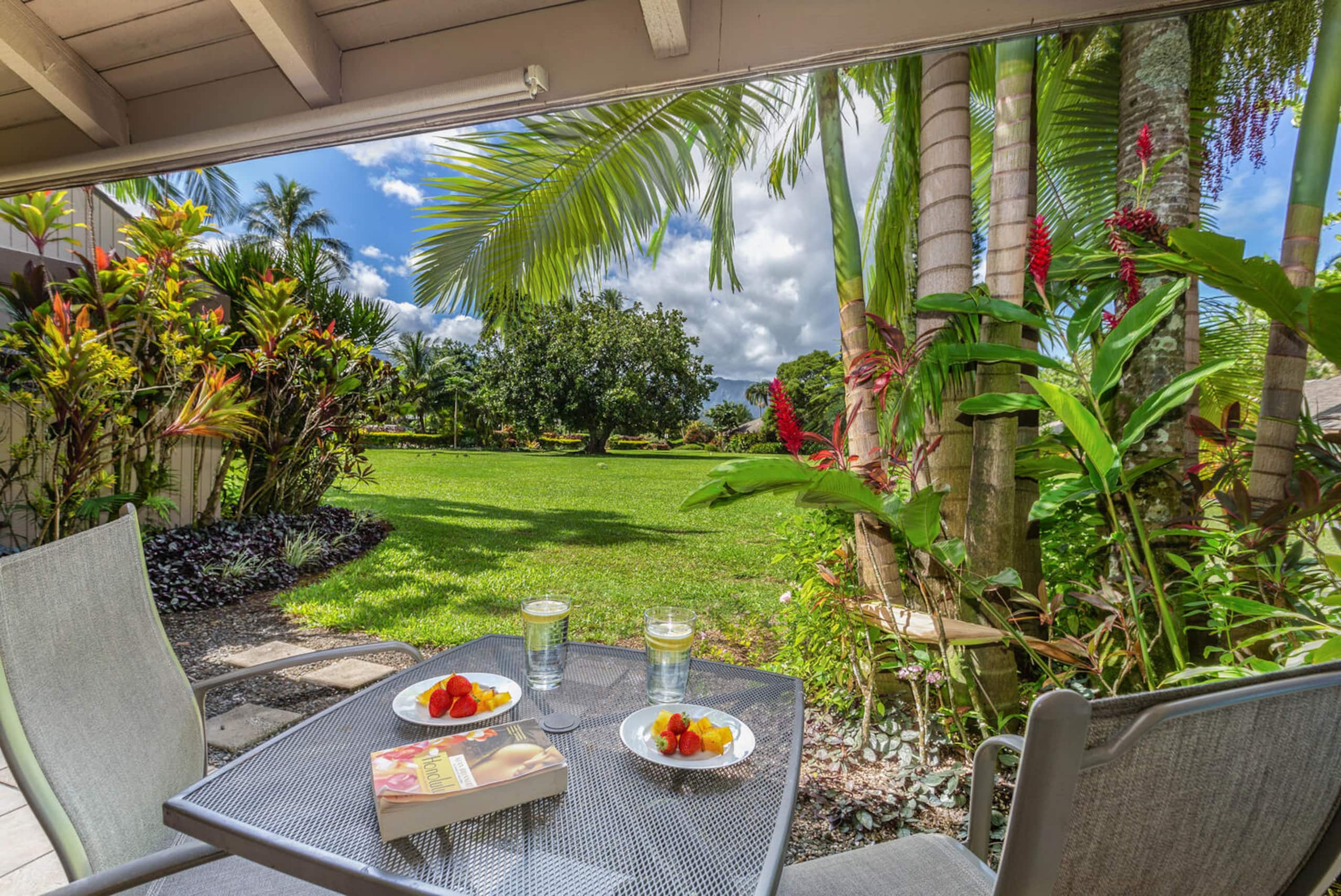 Condo in Princeville · ★4.71 · 2 bedrooms · 4 beds · 2 private baths - Image 2