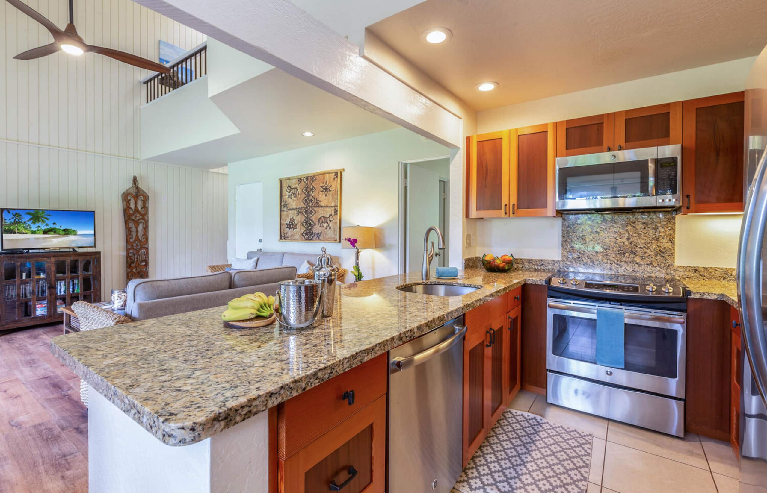 Condo in Princeville · ★4.71 · 2 bedrooms · 4 beds · 2 private baths - Image 13