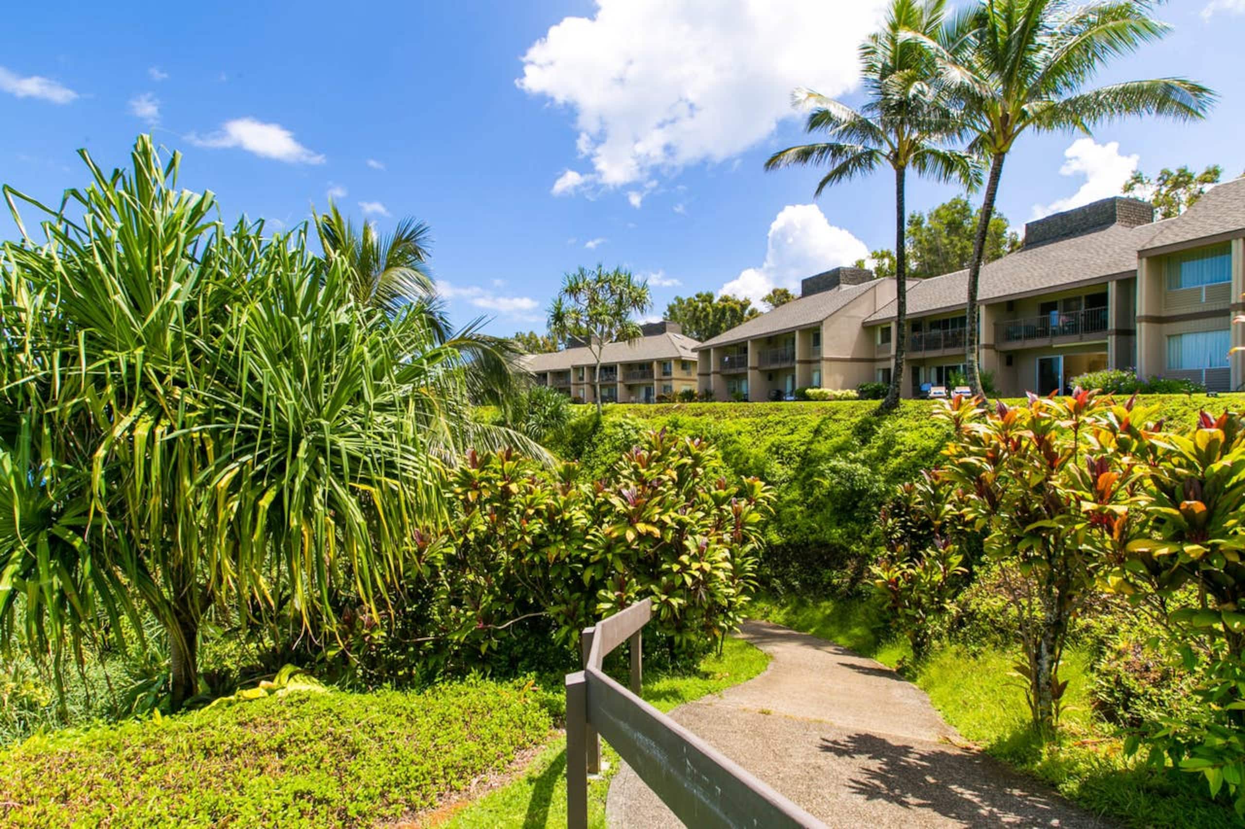 Condo in Princeville · ★4.71 · 2 bedrooms · 4 beds · 2 private baths - Image 30