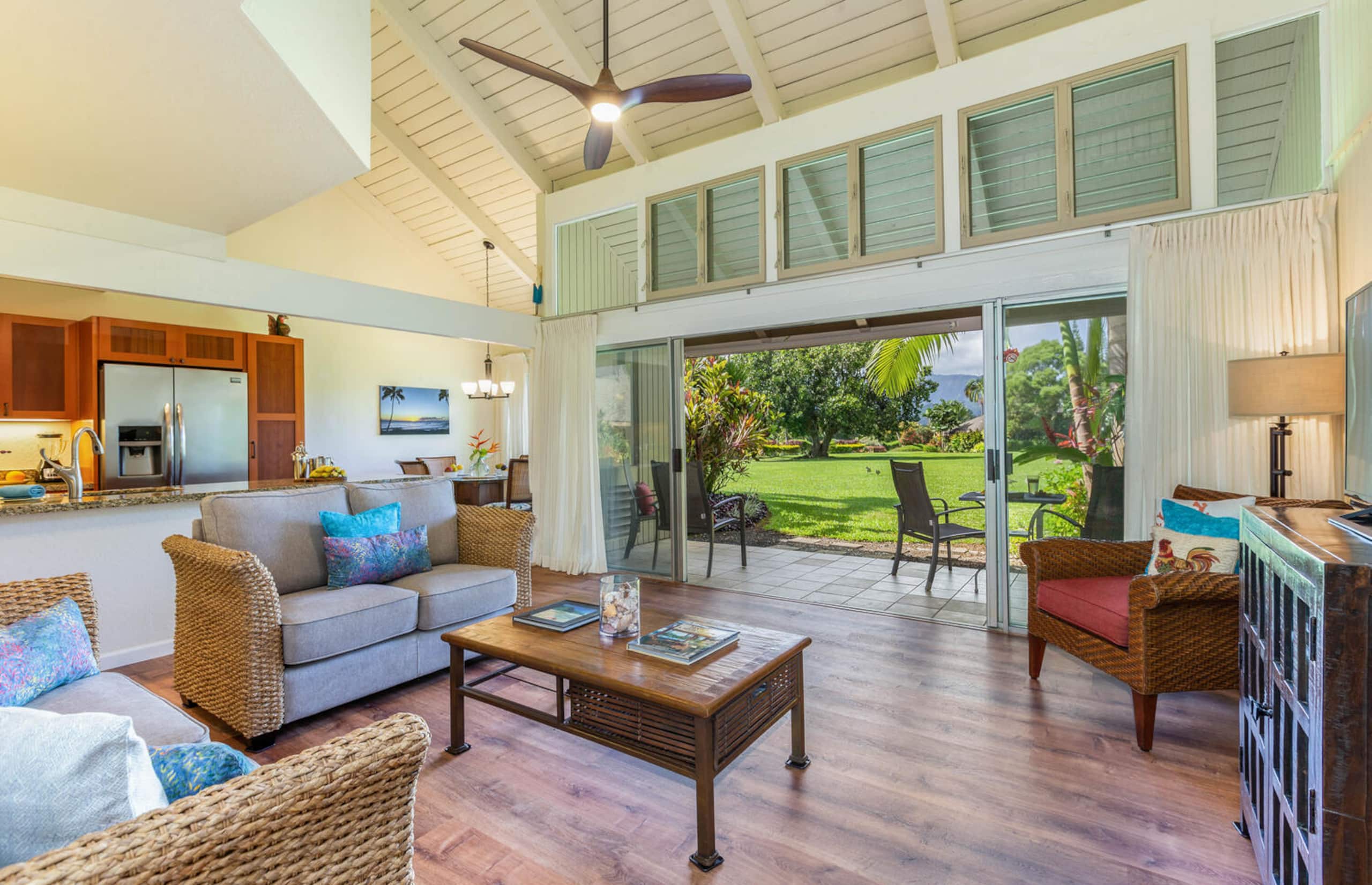 Condo in Princeville · ★4.71 · 2 bedrooms · 4 beds · 2 private baths - Image 10