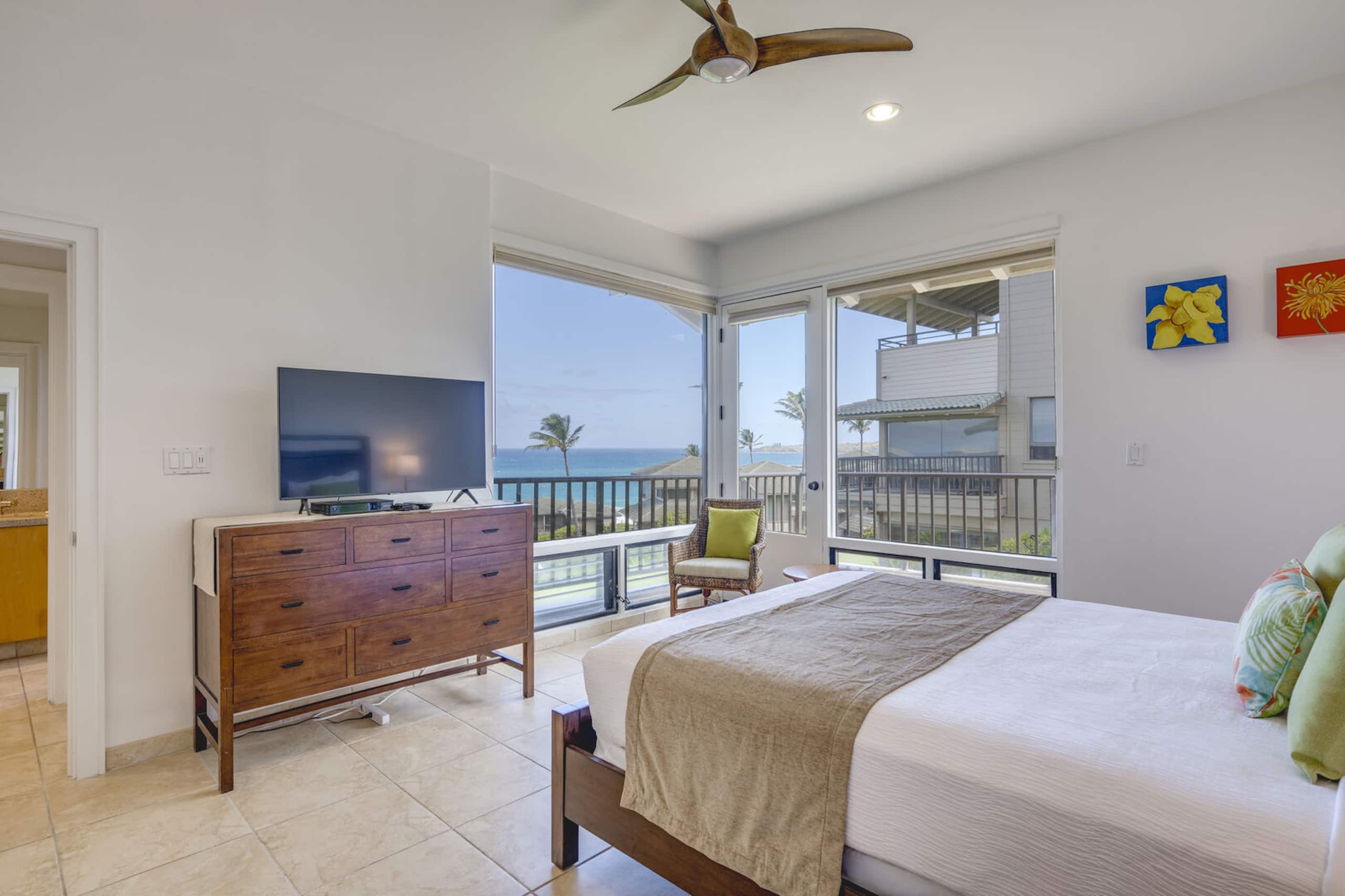 Condo in Lahaina · ★4.88 · 2 bedrooms · 3 beds · 3 baths - Image 23