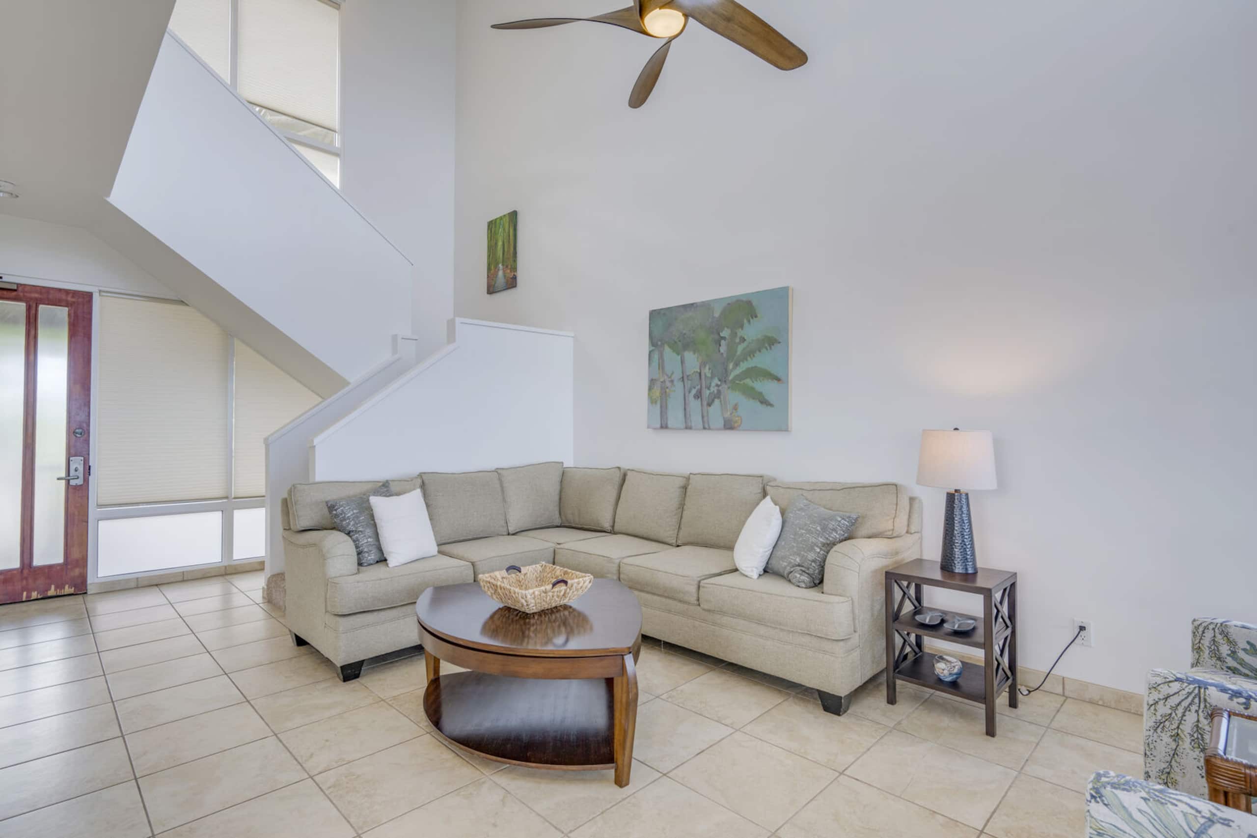 Condo in Lahaina · ★4.88 · 2 bedrooms · 3 beds · 3 baths - Image 3