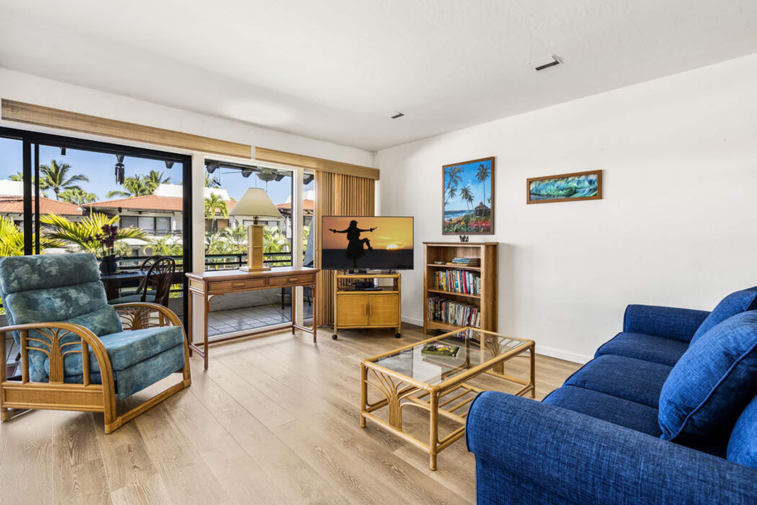 Condo in Kailua-Kona · ★4.0 · 2 bedrooms · 3 beds · 2 baths - Image 14