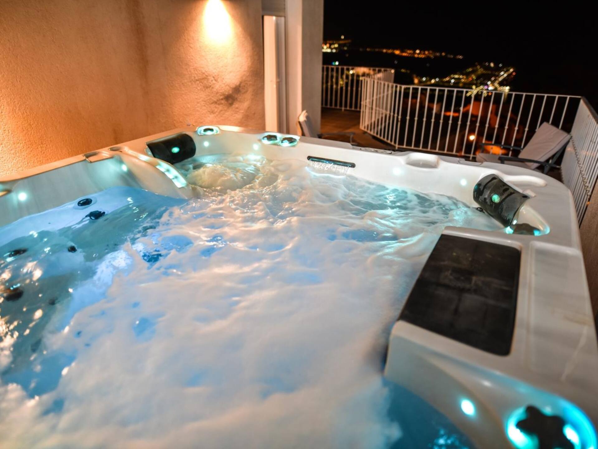 Villa Jacuzzi, pool, sauna and wonderful views — photo 5