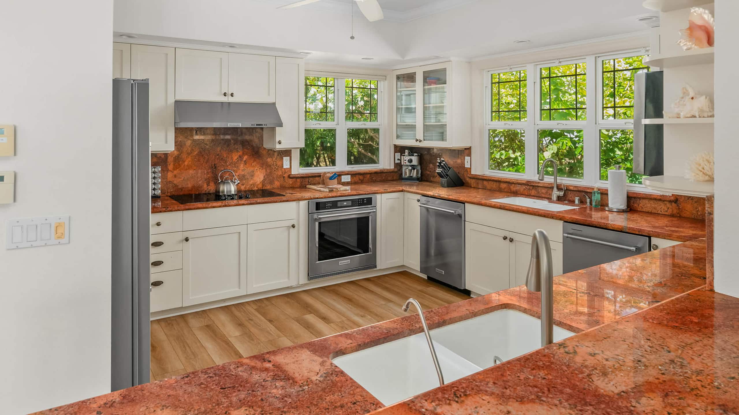 Home in Koloa · ★5.0 · 5 bedrooms · 7 beds · 5 baths - Photo 15