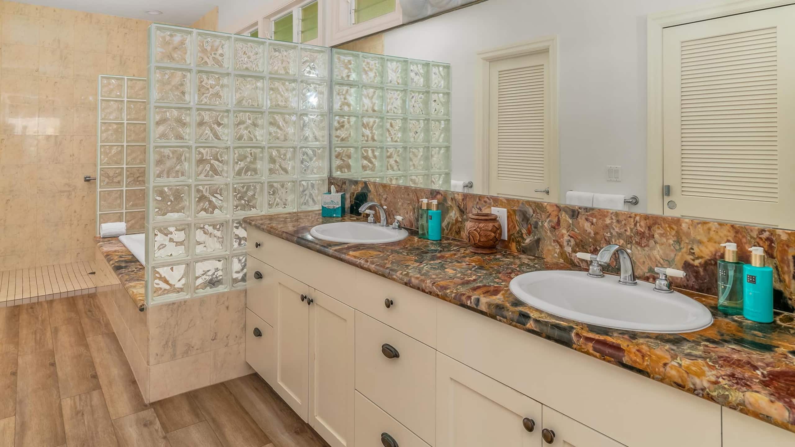 Home in Koloa · ★5.0 · 5 bedrooms · 7 beds · 5 baths - Photo 25