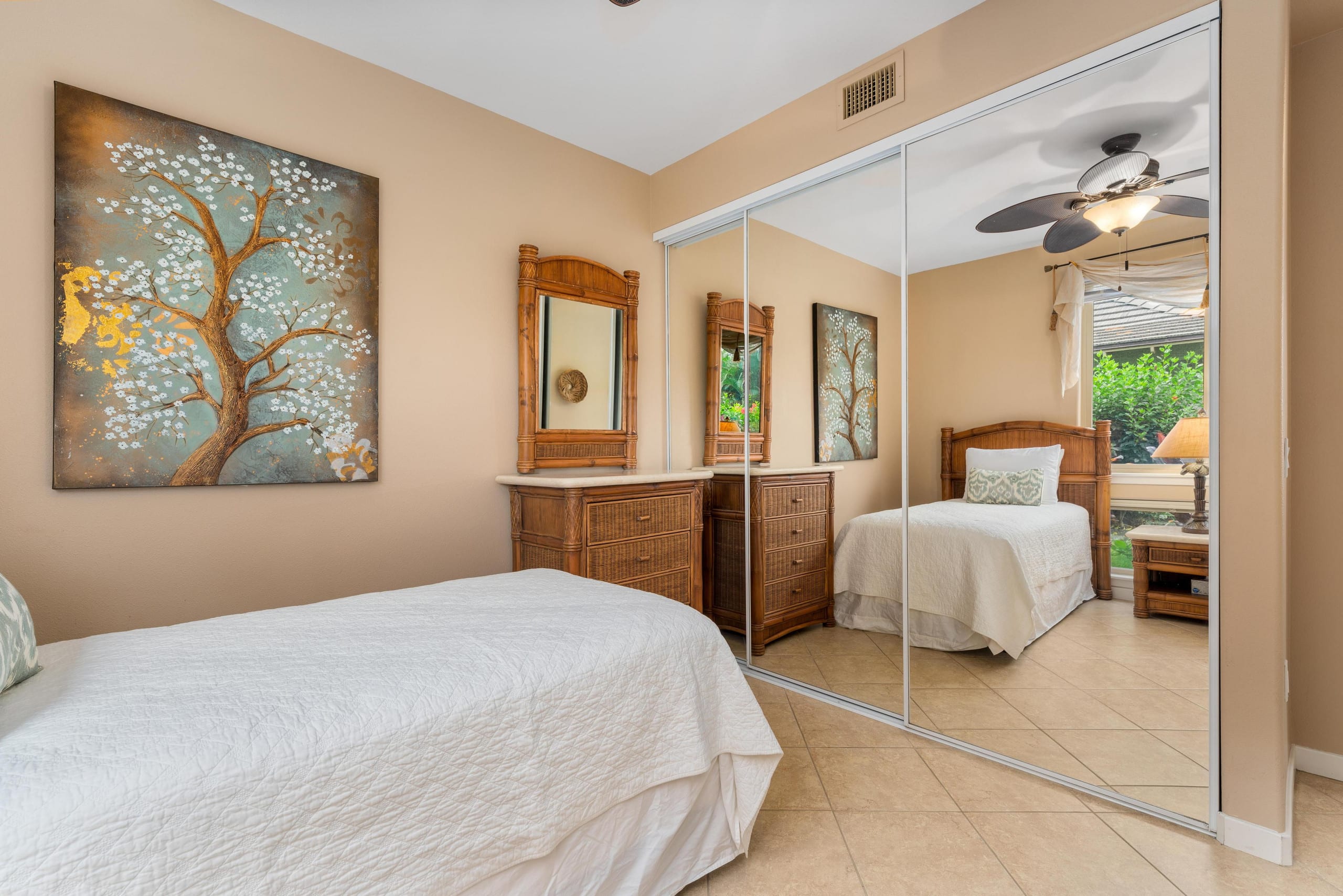 Townhouse in Waimea · ★4.5 · 3 bedrooms · 5 beds · 3 shared baths - Image 12