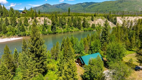 Popular Airbnb listing: River View Cabin in Coram