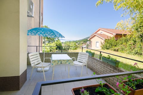 Top performing Airbnb: Studio Apartment, in Icici, Balcony in Ičići