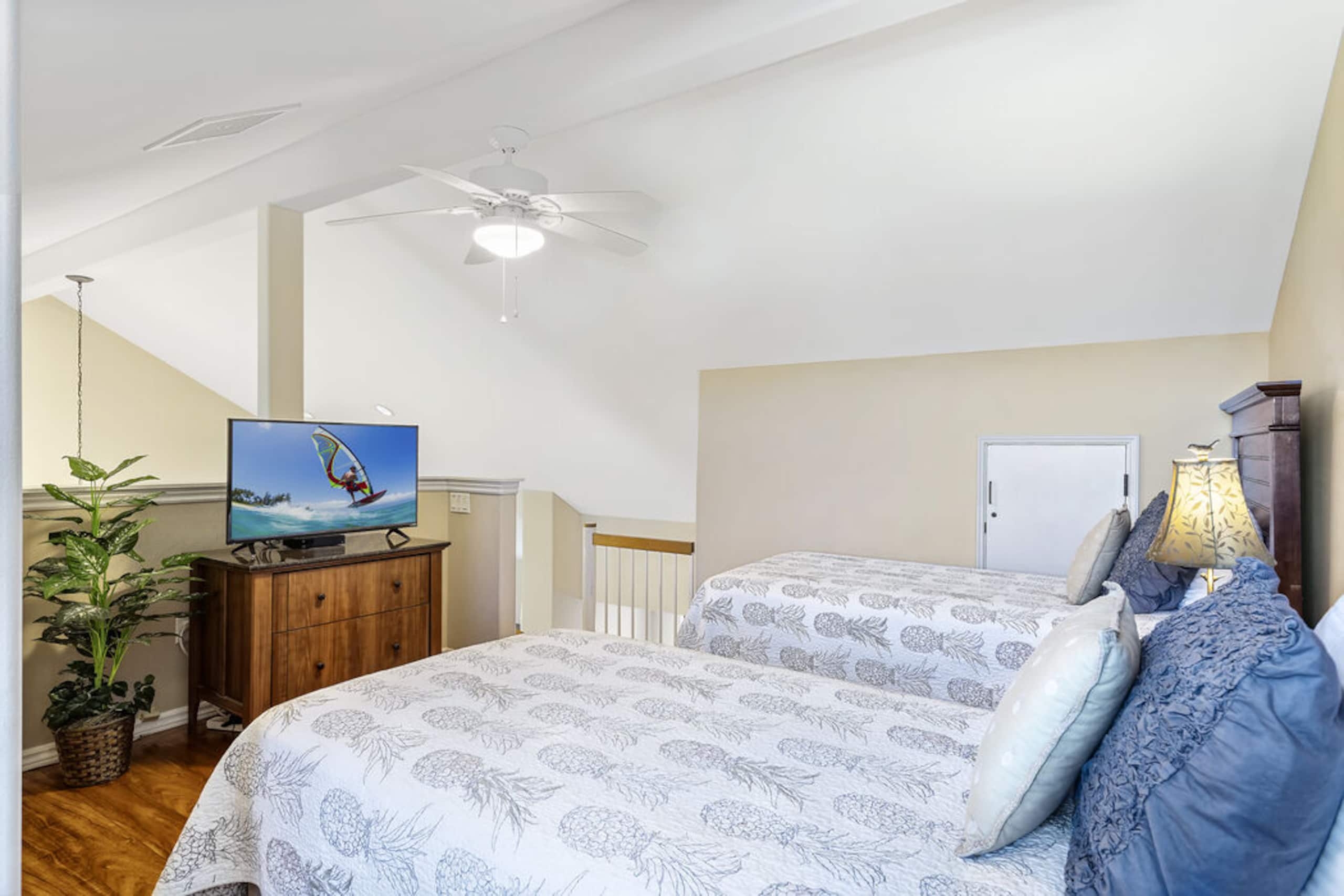 Waikoloa Beach Condo w/ Loft, AC & Golf Views - Photo 25