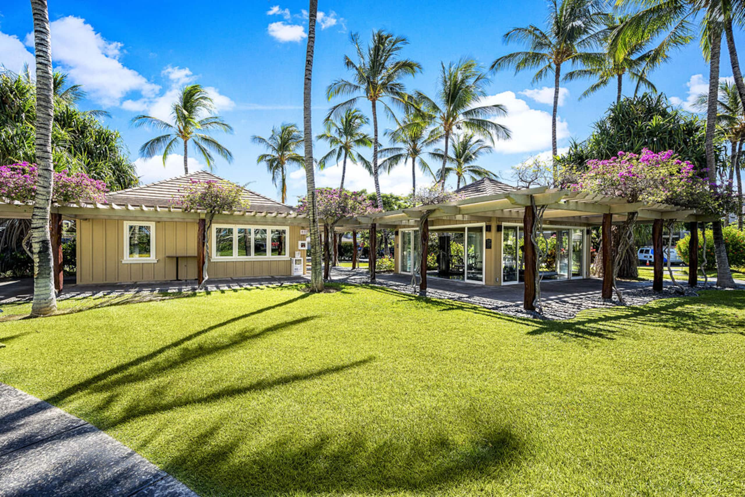 Waikoloa Beach Condo w/ Loft, AC & Golf Views - Photo 39