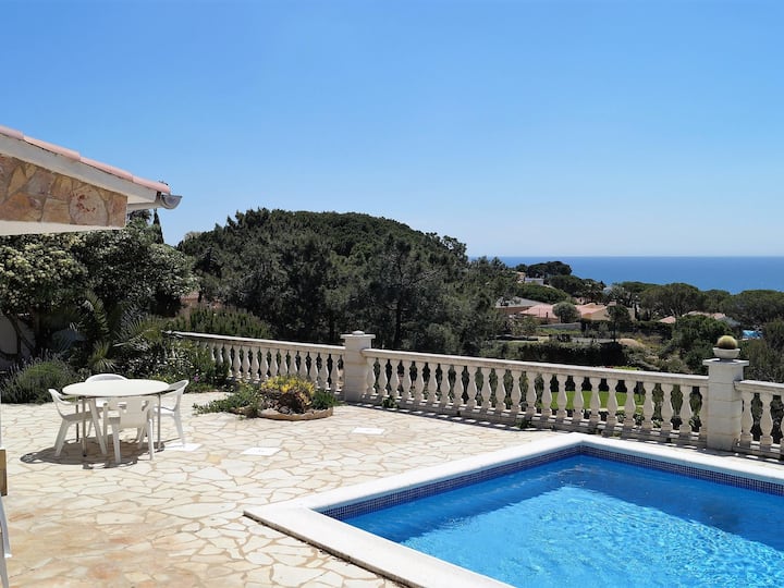 Maison Dolli - Aucun Groupe Jeunes N'est Accepté - Tossa de Mar