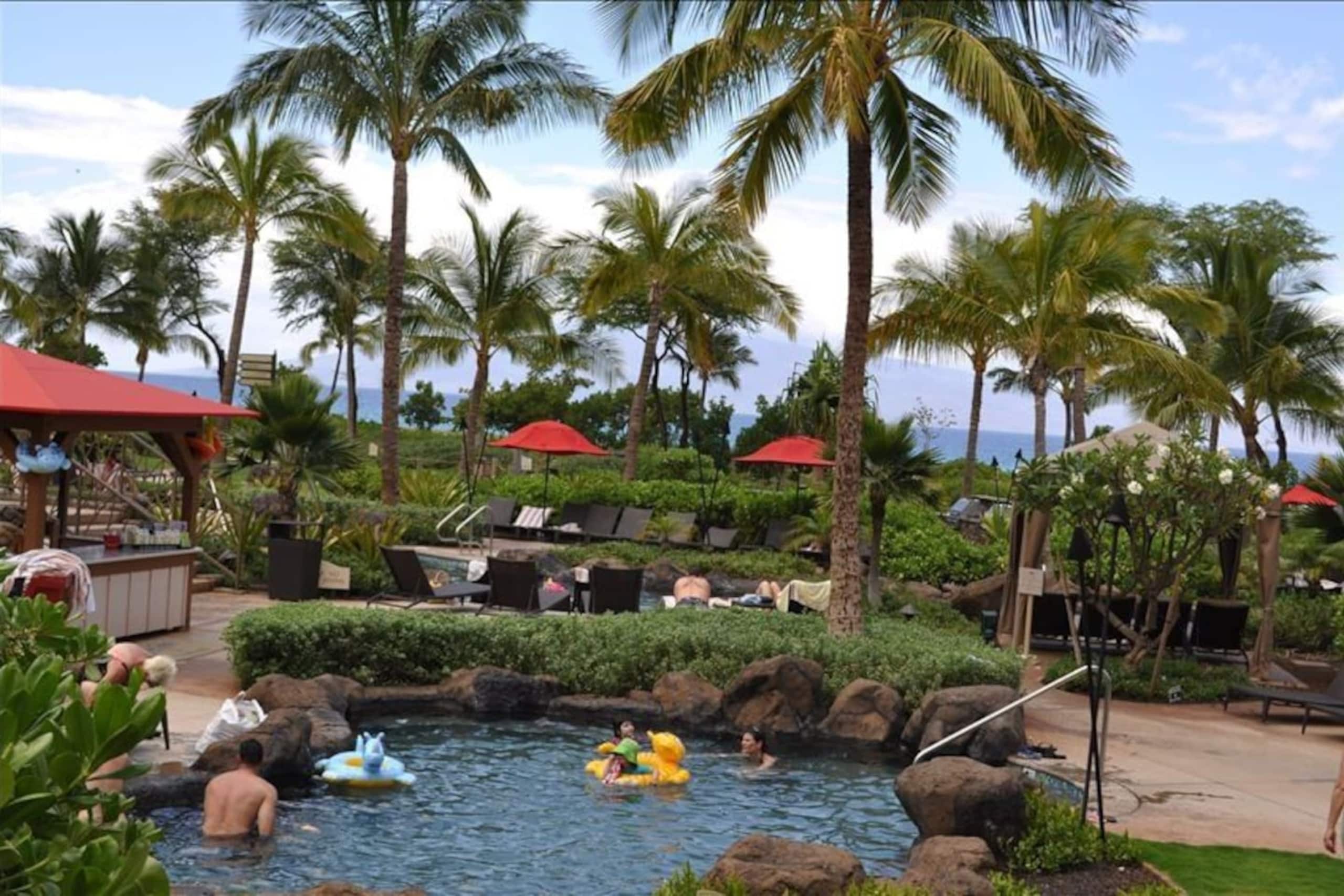 Condo in Lahaina · ★4.5 · 2 bedrooms · 3 beds · 2 private baths - Image 17
