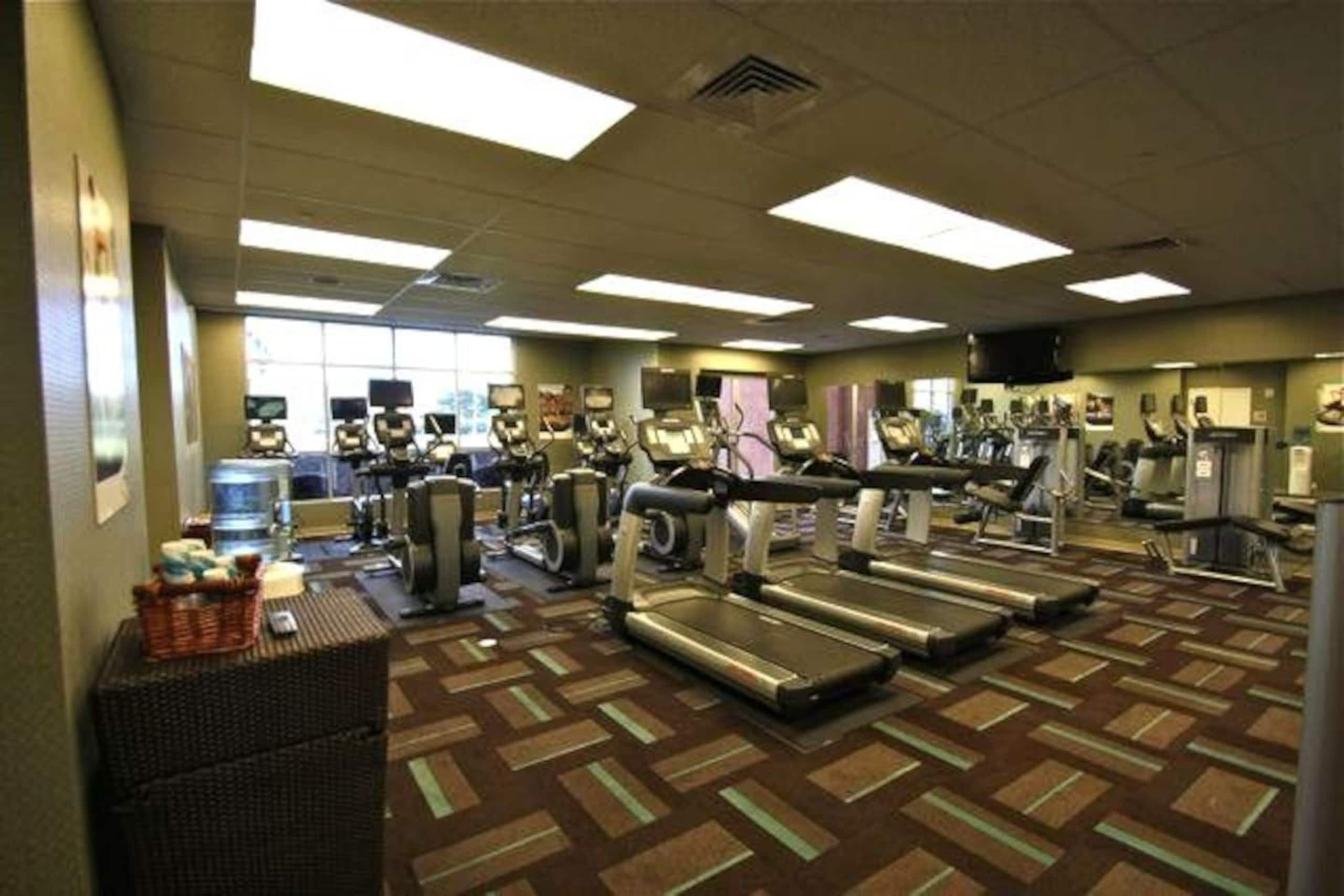 Condo in Lahaina · ★4.5 · 2 bedrooms · 3 beds · 2 private baths - Image 25