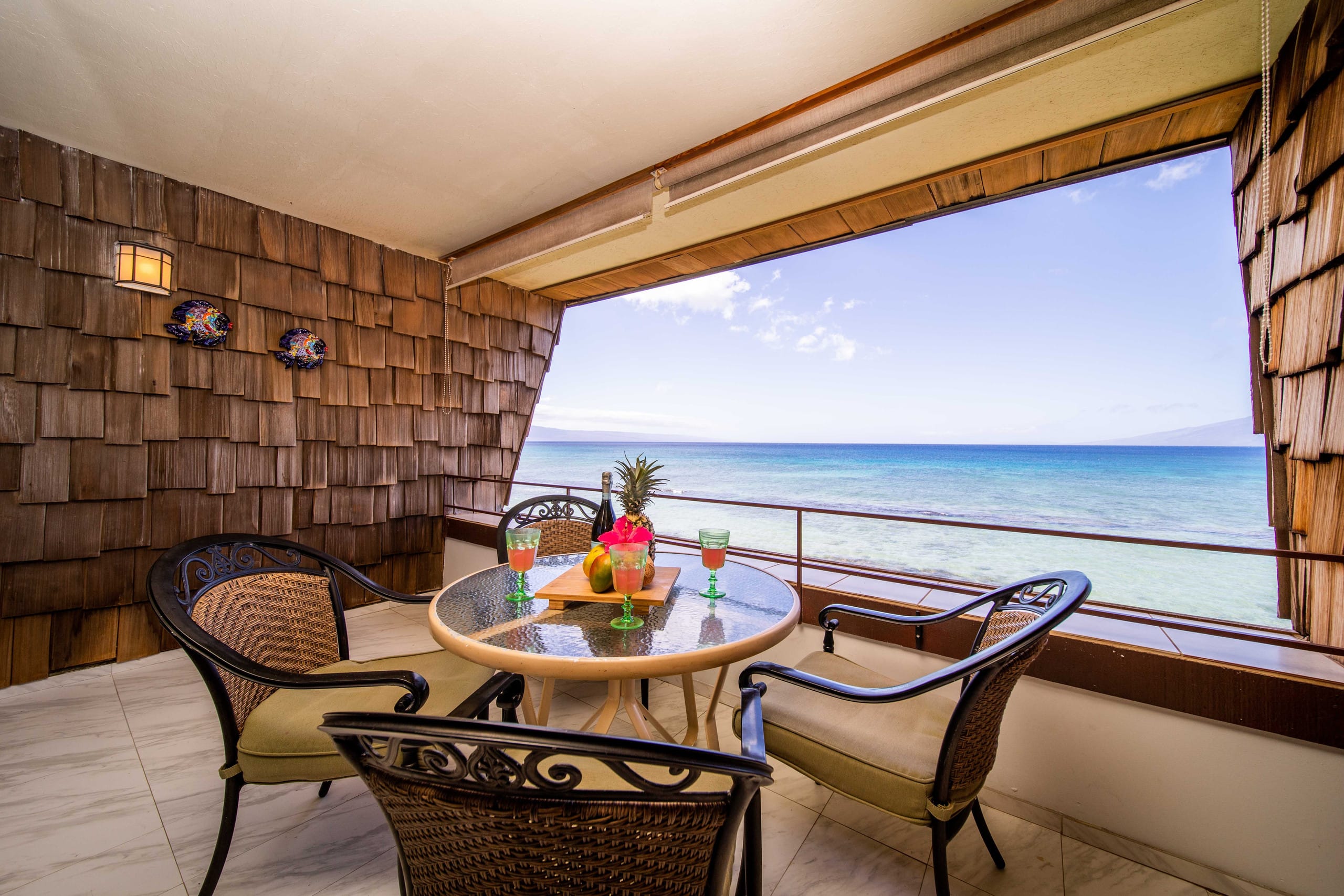 Condo in Lahaina · ★4.11 · 2 bedrooms · 4 beds · 2 baths - Image 9