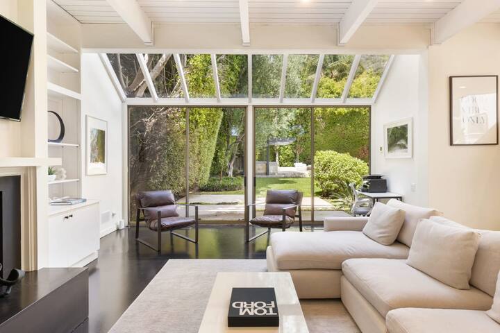 Malibu Reserve by Stay Awhile Villas gallery image 4