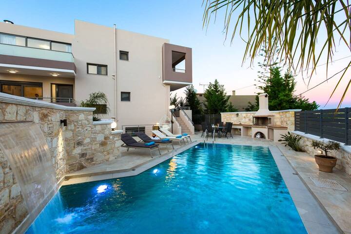 Peris 2 Luxury Villa In Chania, Private Pool