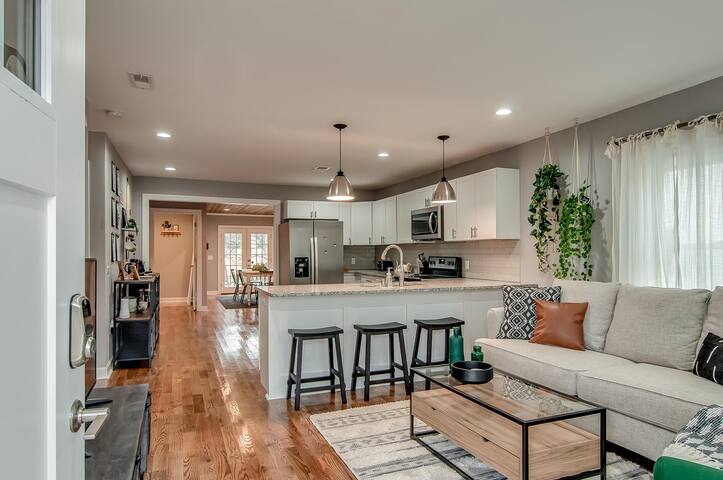 Hotel Monica – Monthly Rental gallery image 2