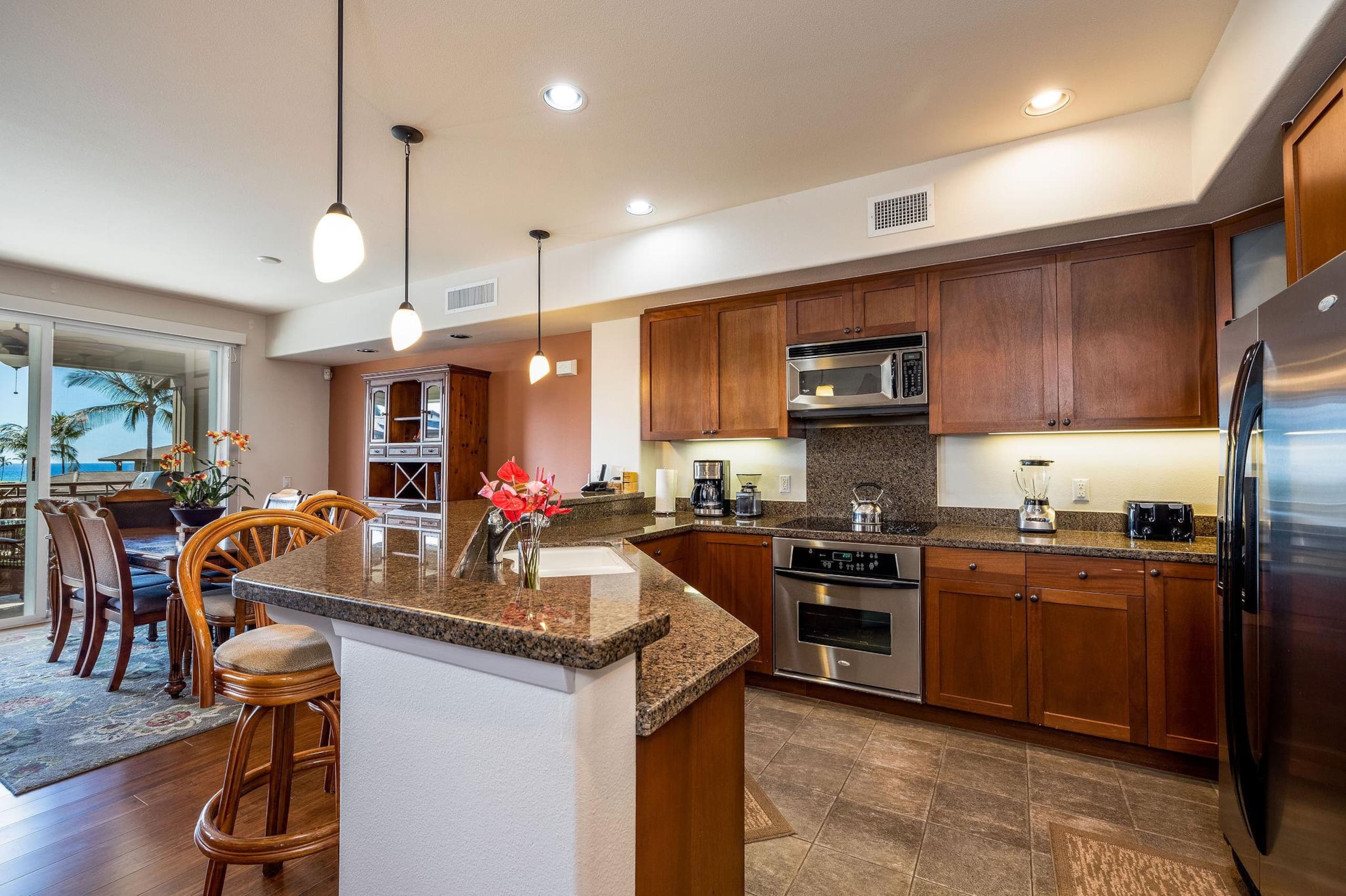 Townhouse in Waikoloa Village · ★4.9 · 3 bedrooms · 3 beds · 3 baths - Photo 14