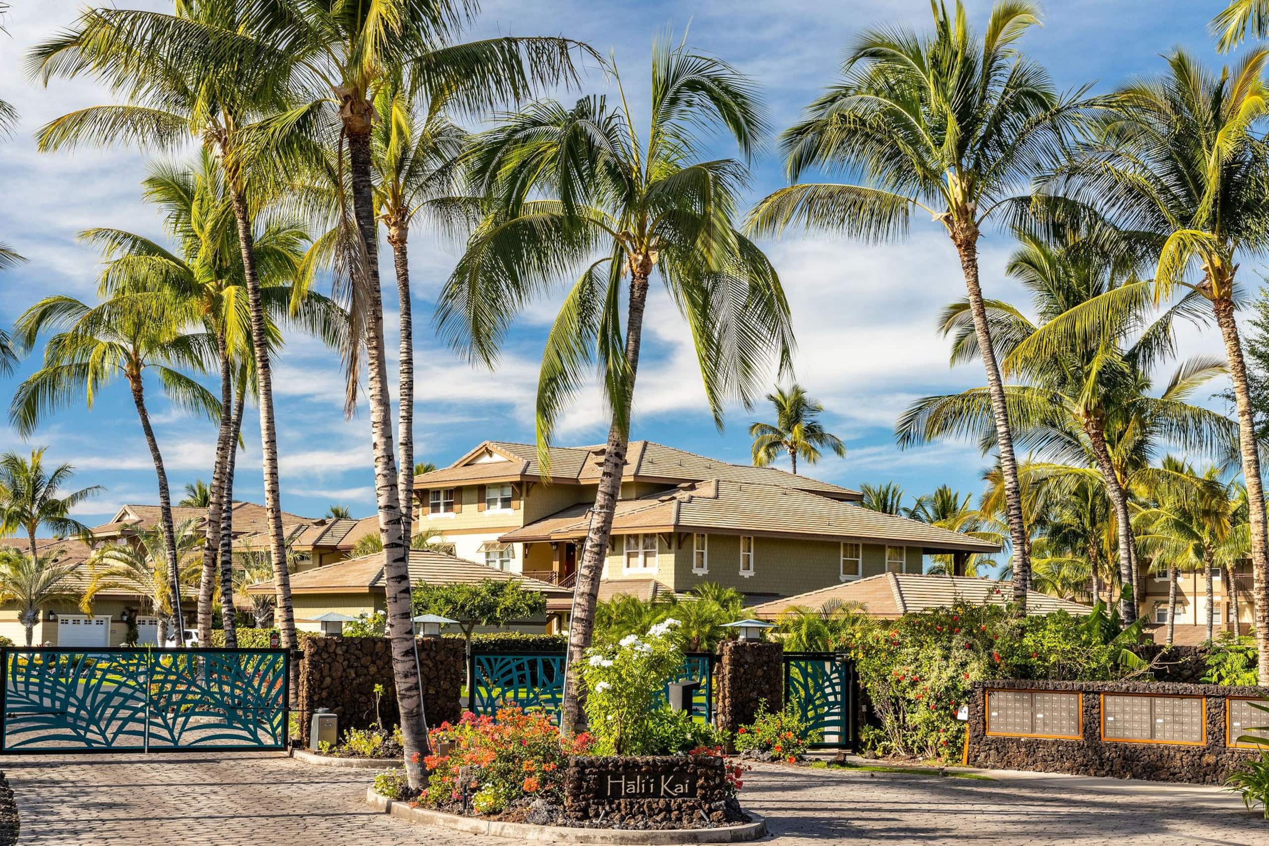 Townhouse in Waikoloa Village · ★4.9 · 3 bedrooms · 3 beds · 3 baths - Photo 2