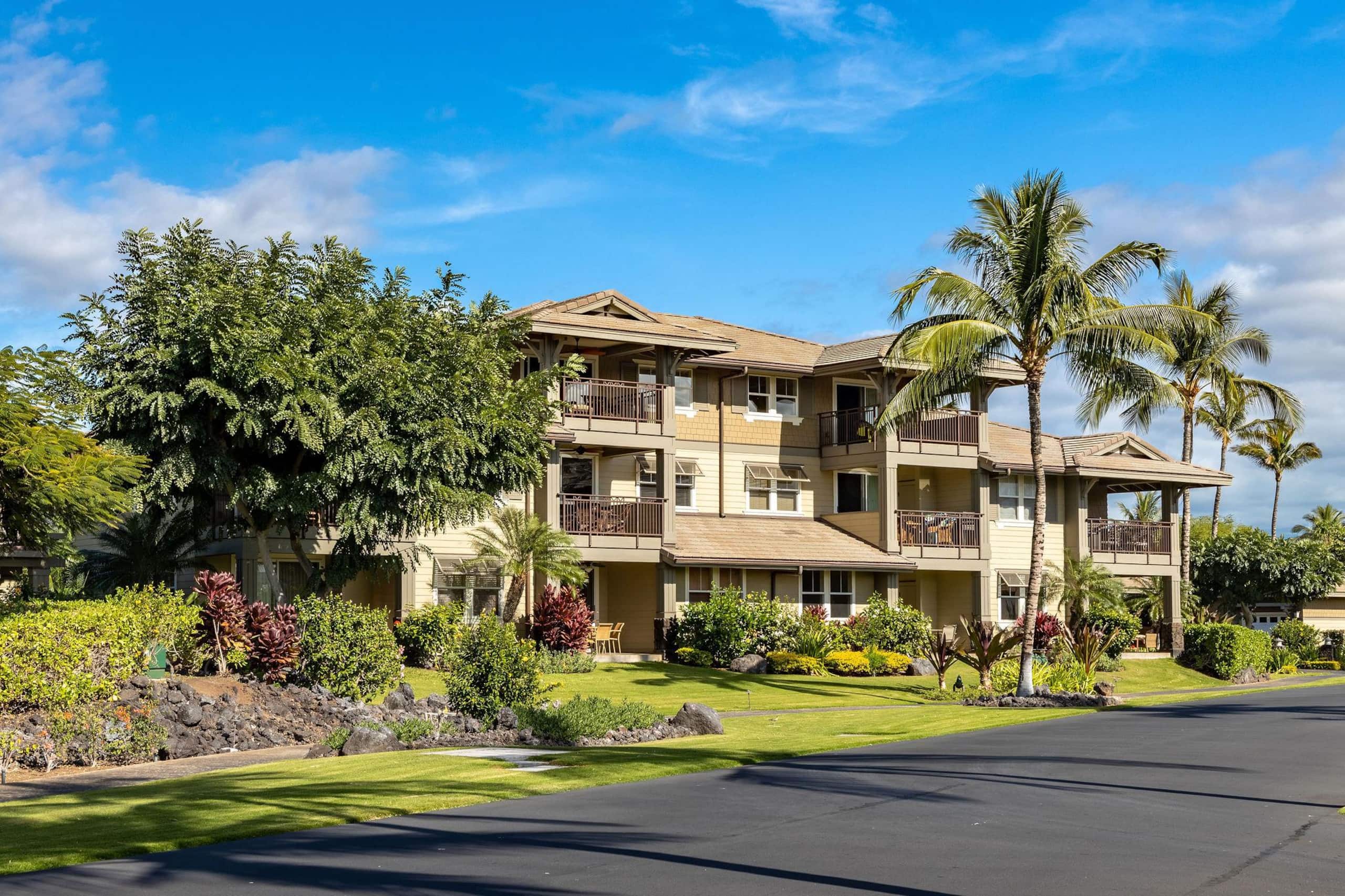 Townhouse in Waikoloa Village · ★4.9 · 3 bedrooms · 3 beds · 3 baths - Photo 6