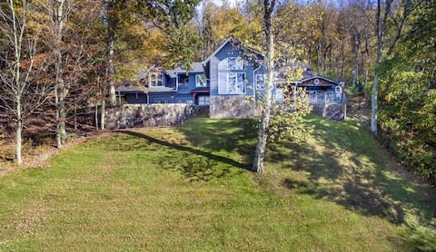 Hearthstone-AppSki Mtn home-hot tub, game room