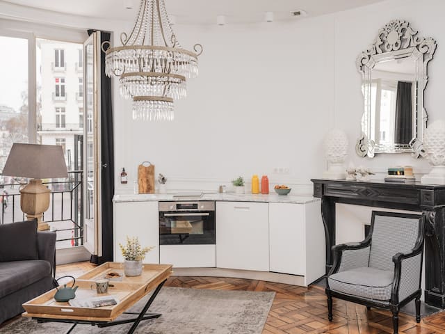 Maisons du Monde Hôtel & Suites managed Airbnb listing 2