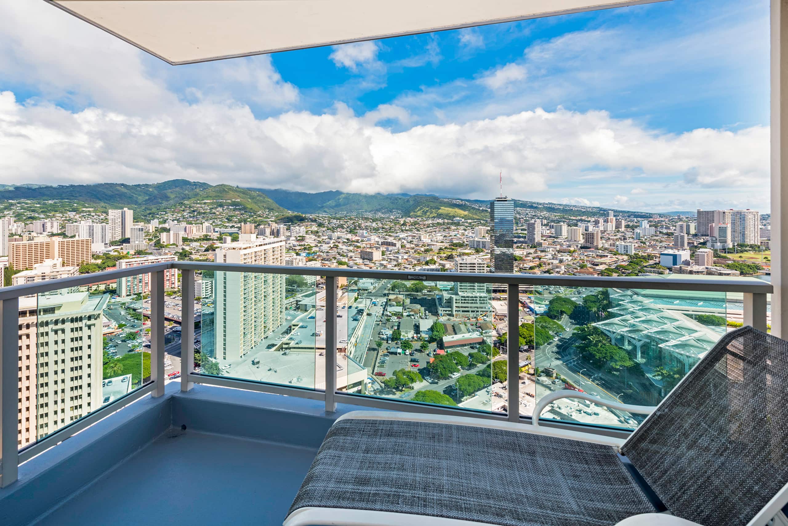 Ala Moana Hotelcondo 3326 2br/2.5ba Royal Suite - Image 62