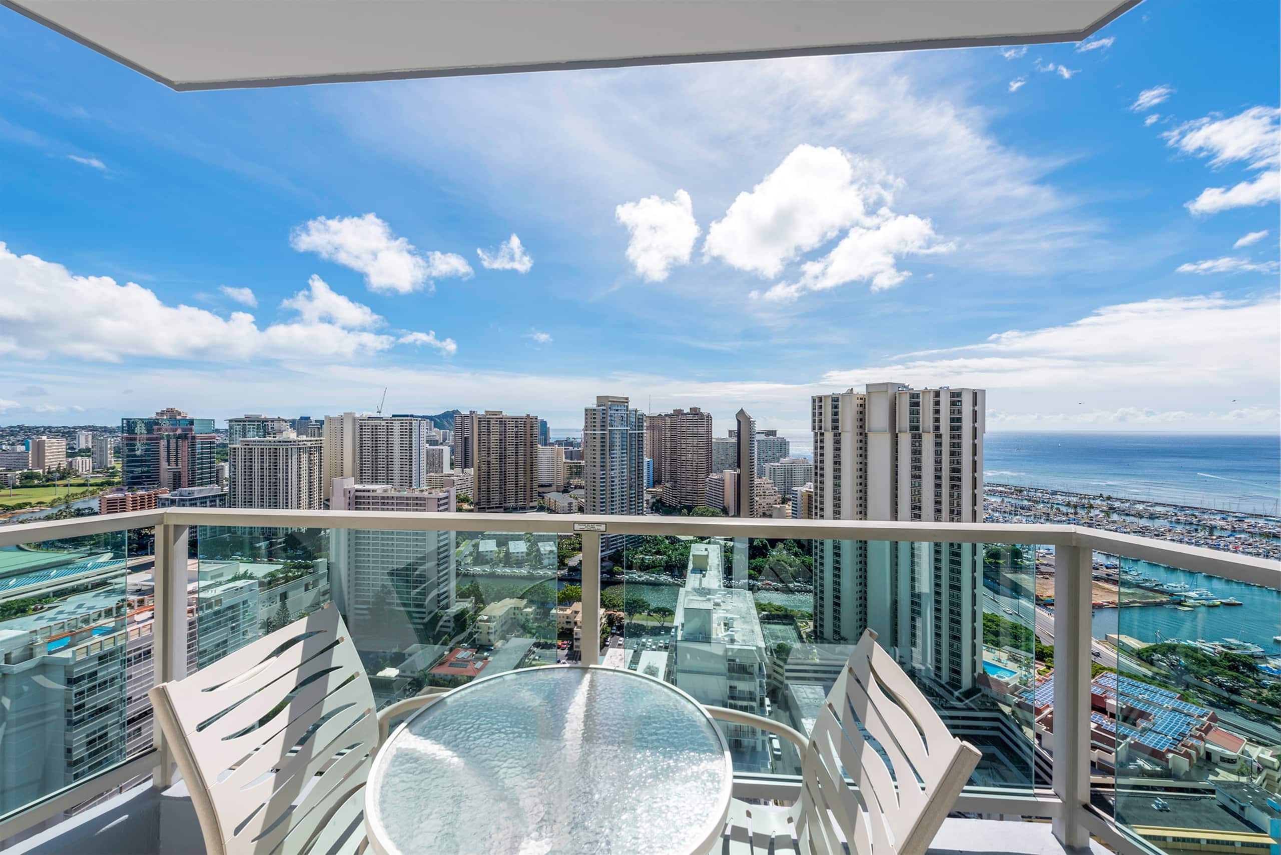 Ala Moana Hotelcondo 3326 2br/2.5ba Royal Suite - Image 58