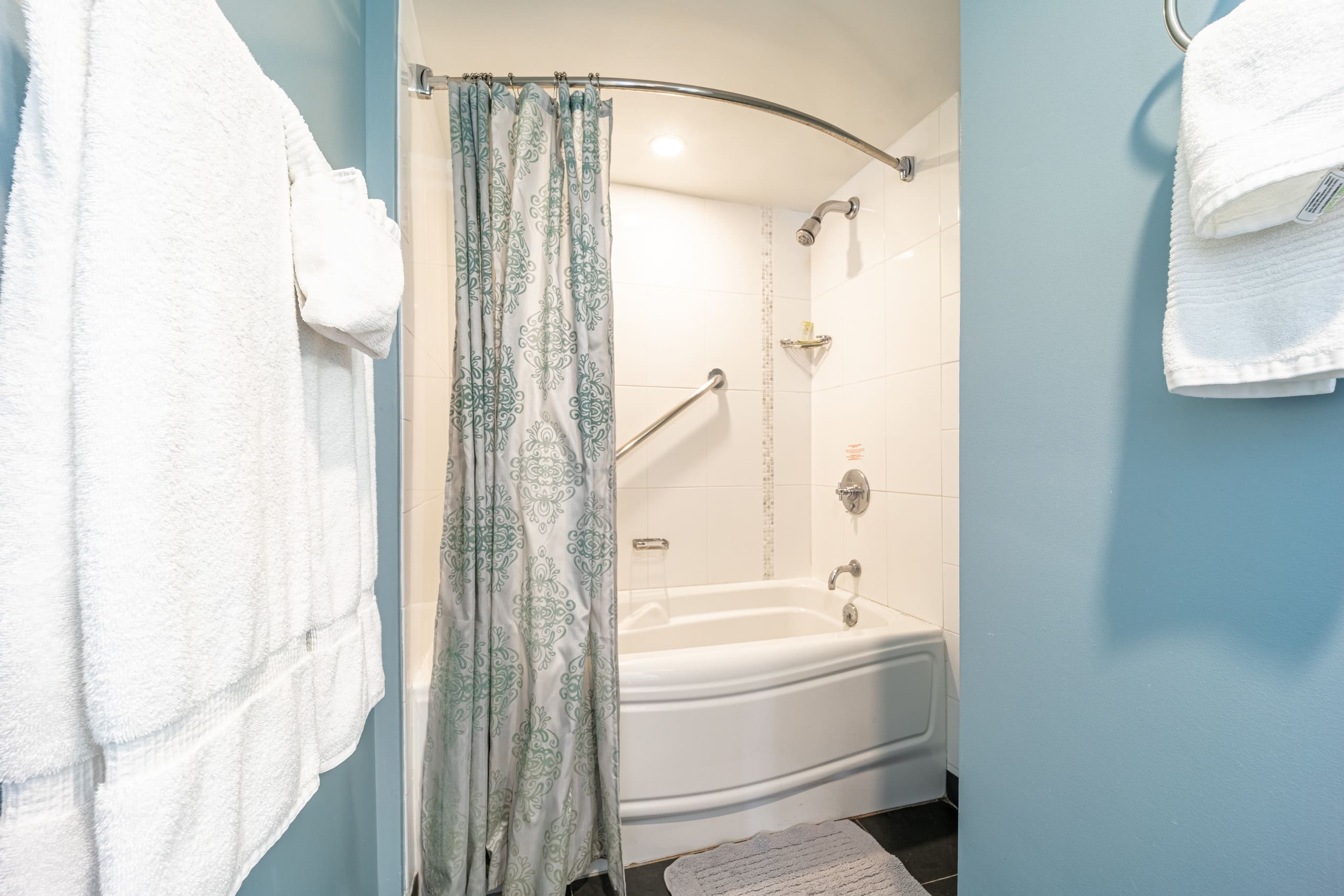Ala Moana Hotelcondo 3426 2br/3ba Regal Suite-1K2Q - Image 15