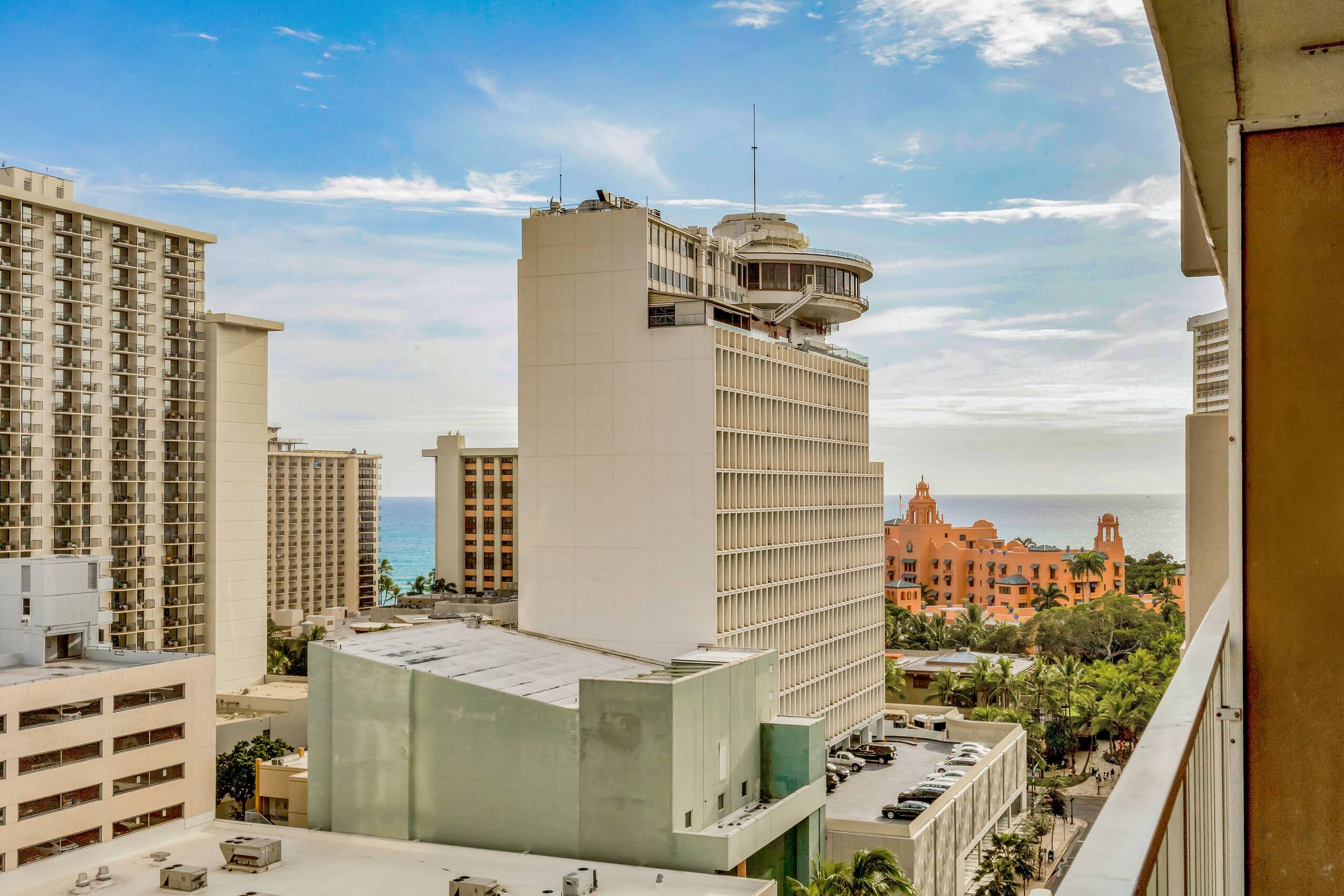 Marine Surf Waikiki 1505 Studio w/Parking Stall - Image 15
