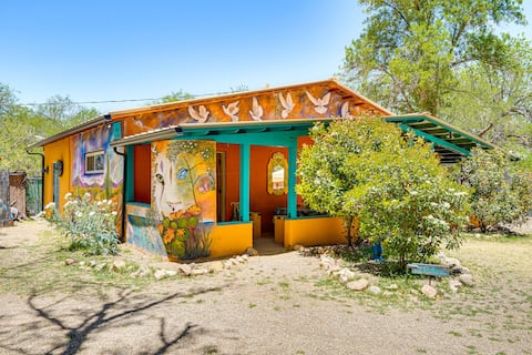 Vibrant 'Casa Paloma' w/ Patio - Near Vineyards!