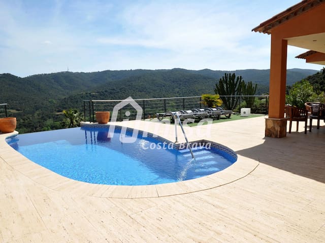 Costa Brava-Calonge- Villa Caraibes, do you want to relax?