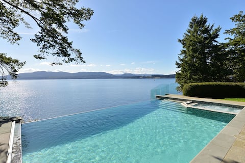 Oceanside Lodge Saanich Inlet