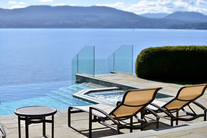 Oceanside Lodge Saanich Inlet gallery image 3