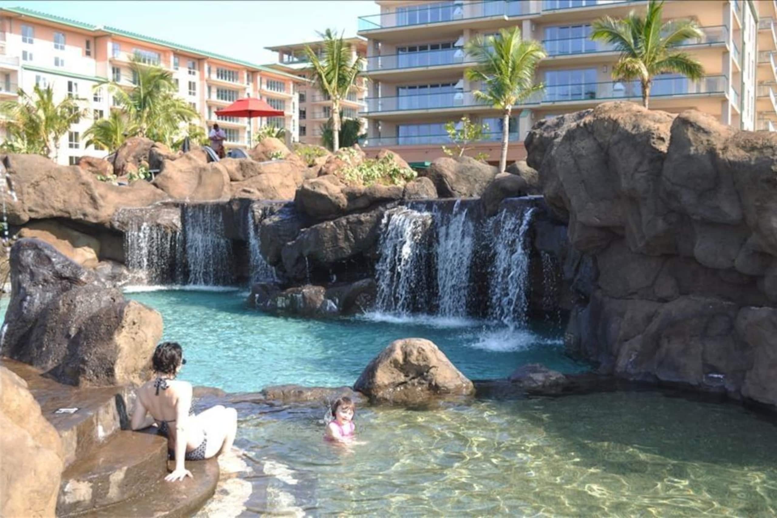 Villa in Lahaina · ★4.92 · 3 bedrooms · 4 beds · 3 baths - Image 33