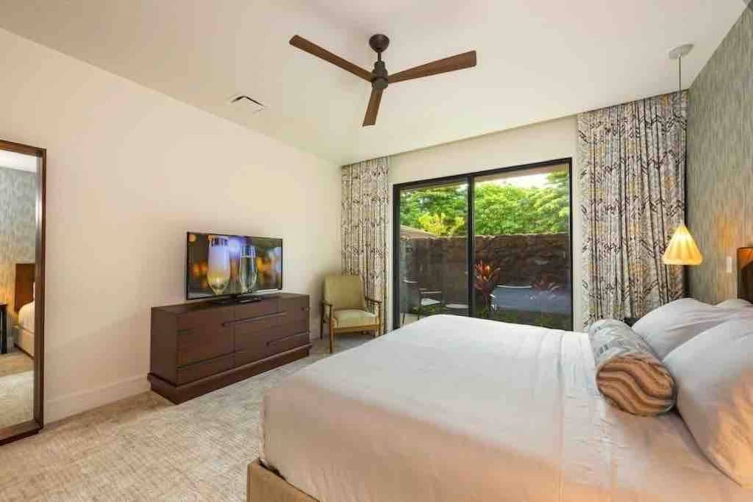 Villa in Lahaina · ★4.92 · 3 bedrooms · 4 beds · 3 baths - Image 16