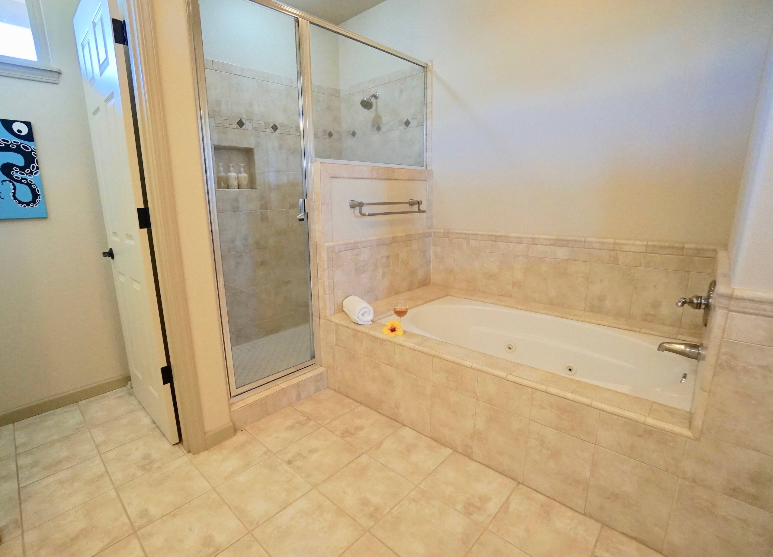 Condo in Waimea · ★4.92 · 2 bedrooms · 2 beds · 2 baths - Image 15