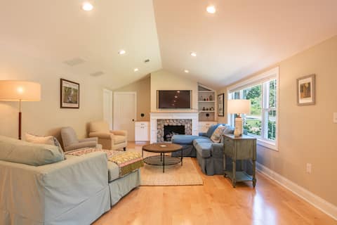 The Magnolia House, a Magical Vacation Rental in Mystic CT