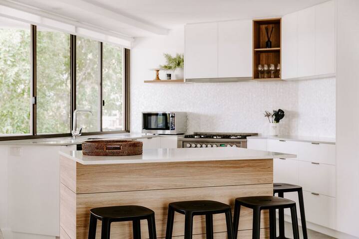 Elsa – Little Cove gallery image 3