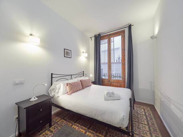 Alessandra Ramblas Central gallery image 3