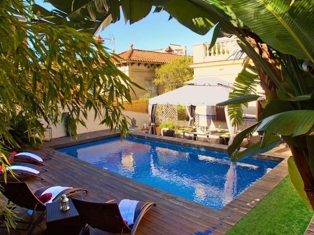 Villa Victoria Barcelona – Luxury Private Oasis