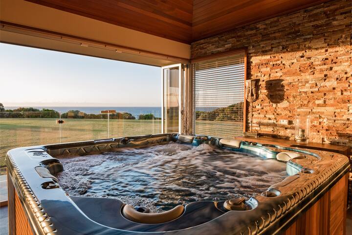 Incognito—An Exclusive Oceanfront Estate gallery image 2