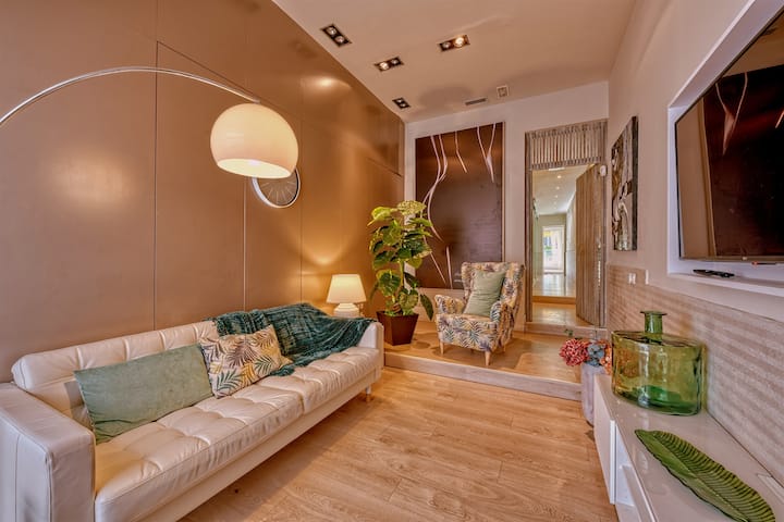 Great house next to the beach and Barcelona Centro