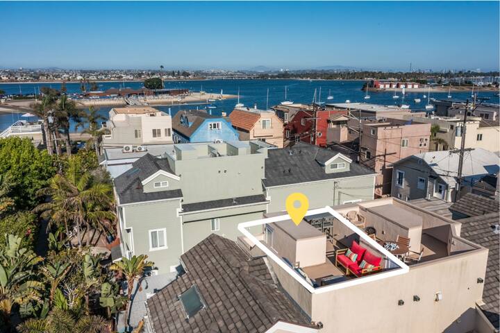 Paradise Isle in Mission Beach with A/C!