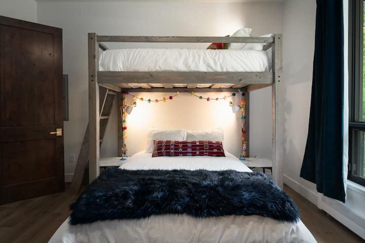 Chumba cha ghorofa na Twin XL/Queen bunk