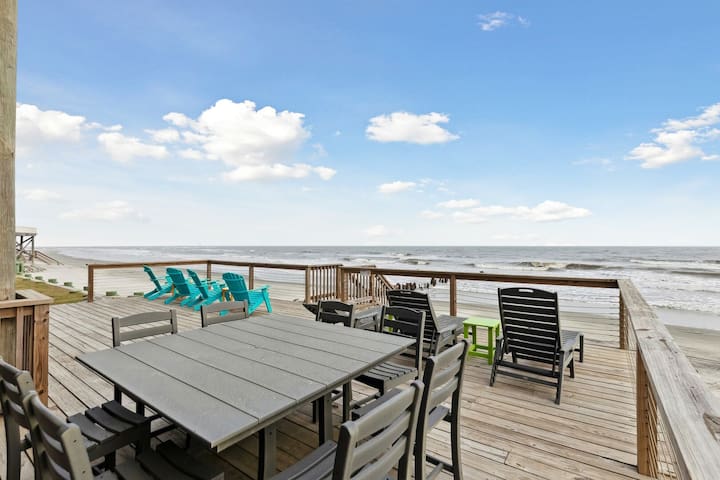 Carolina One Vacation Rentals managed Airbnb listing 3