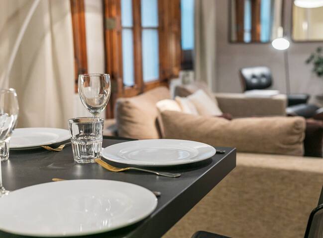 Avinyo 2 Gotic · Spacious Loft in Gothic Quarter! gallery image 3