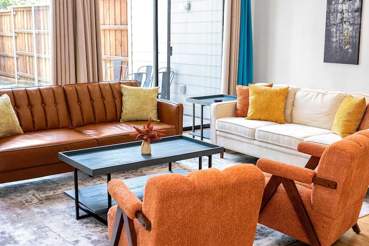 Lofty Escape | King & Queen Beds + Private Patio